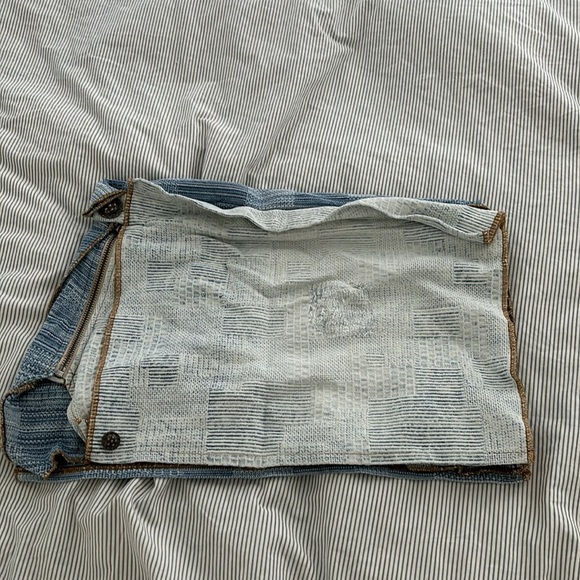 low waisted denim mini skirt - Picture 5 of 6